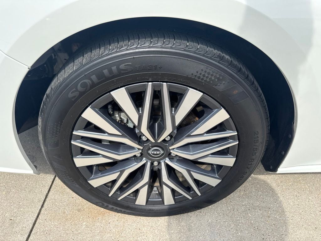 2025 Nissan Altima 2.5 SV