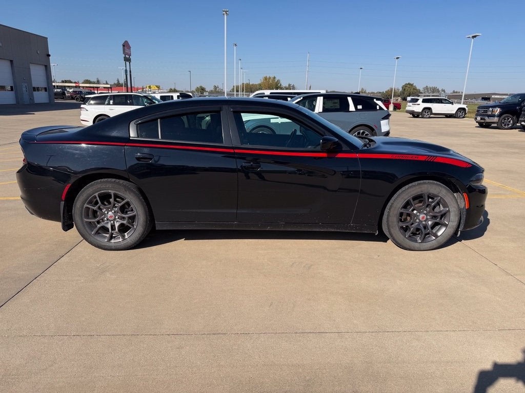 Used 2018 Dodge Charger GT with VIN 2C3CDXJG2JH210932 for sale in Independence, IA