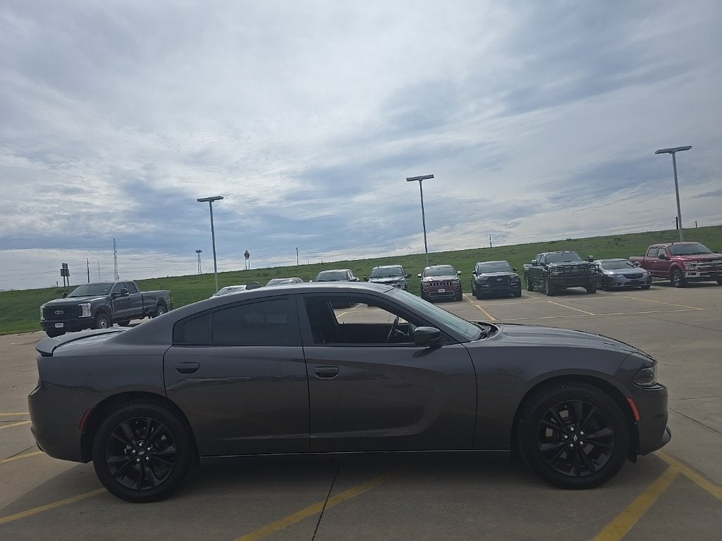 2020 Dodge Charger SXT