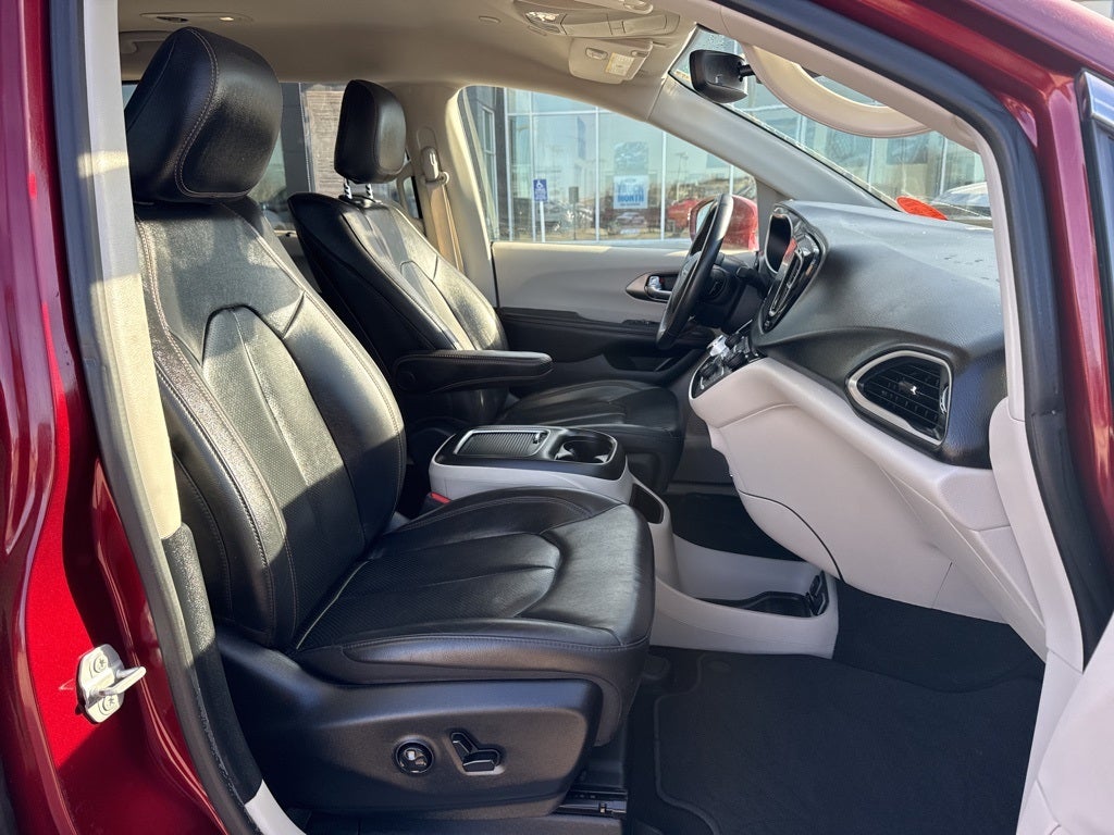 2020 Chrysler Pacifica Touring L Plus
