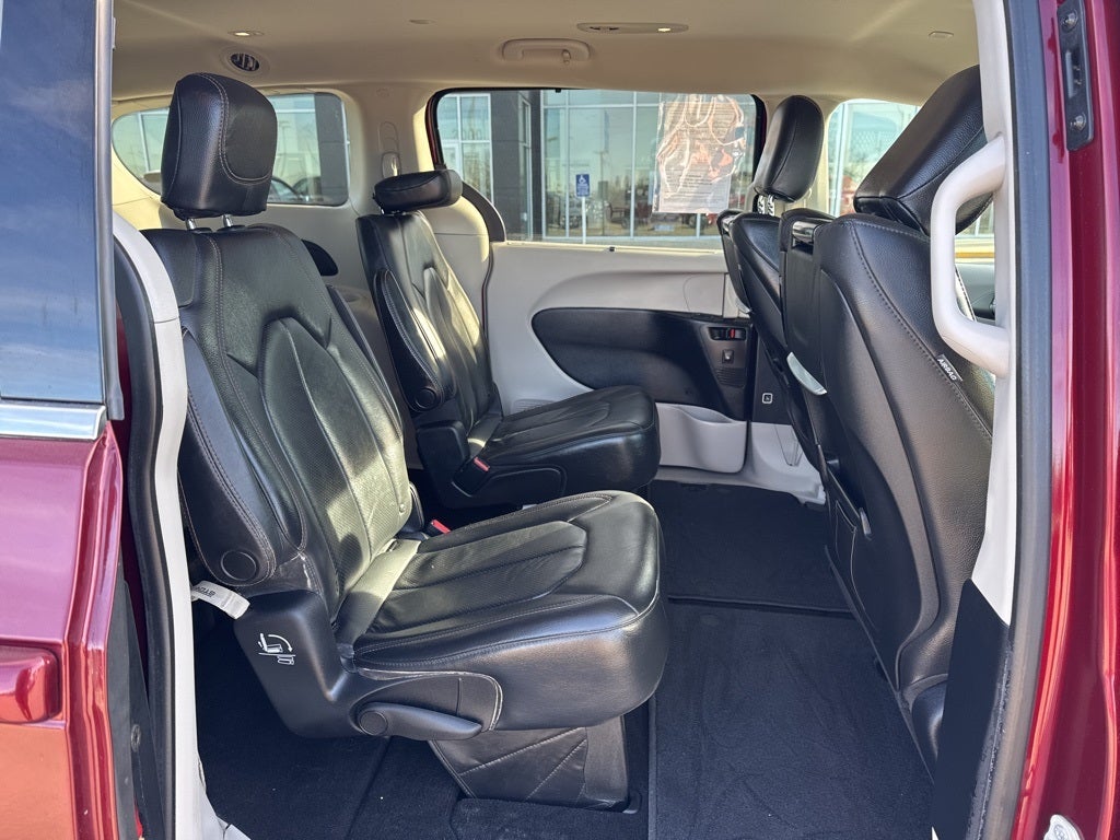 2020 Chrysler Pacifica Touring L Plus