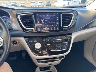 2020 Chrysler Pacifica Touring L Plus