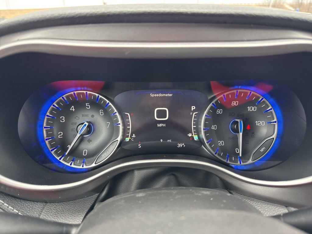 2026 Chrysler Pacifica Select