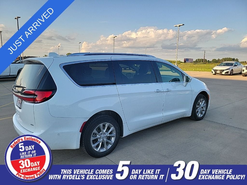 2021 Chrysler Pacifica Touring L