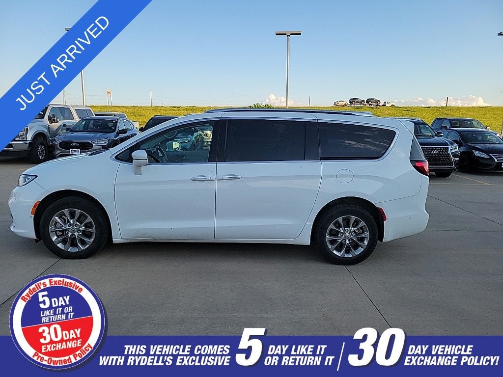 2021 Chrysler Pacifica Touring L
