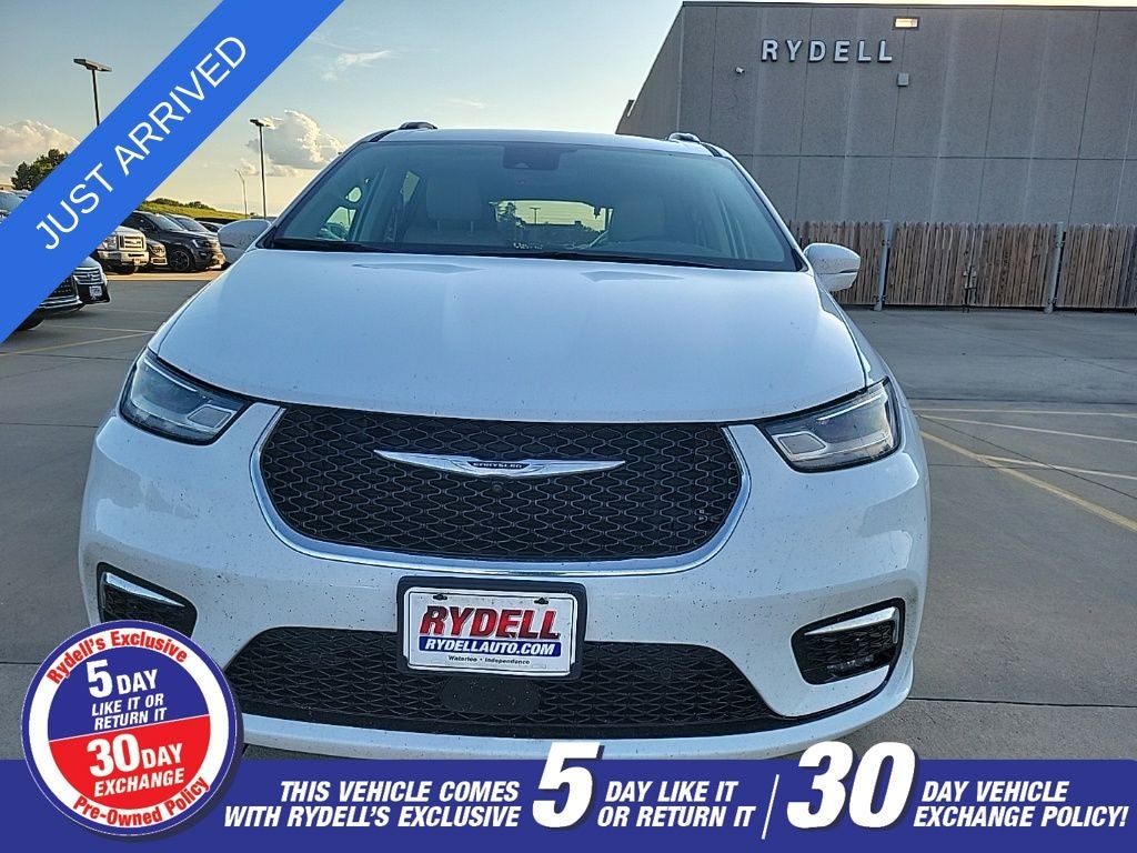 2021 Chrysler Pacifica Touring L