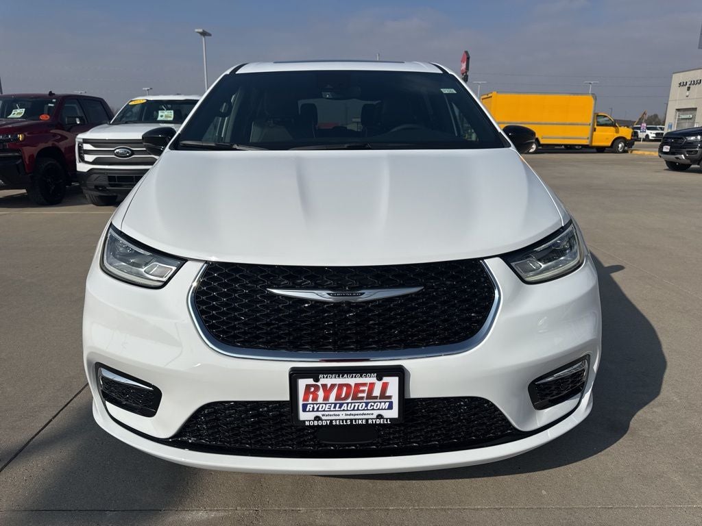 2026 Chrysler Pacifica Limited