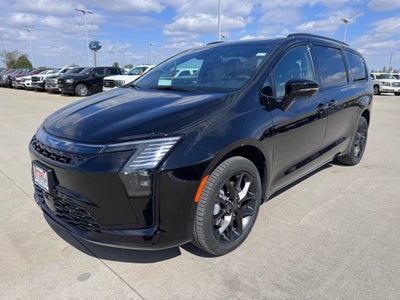 2027 Chrysler Pacifica Limited