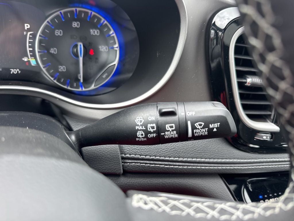 2027 Chrysler Pacifica Limited