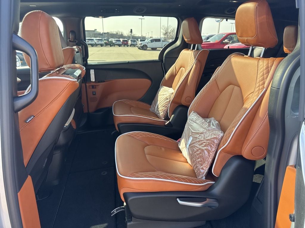 2026 Chrysler Pacifica Pinnacle