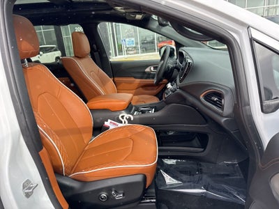 2026 Chrysler Pacifica Pinnacle