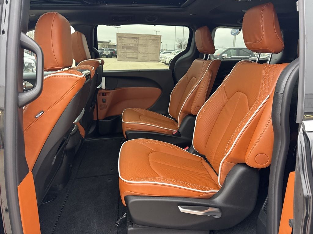 2026 Chrysler Pacifica Pinnacle