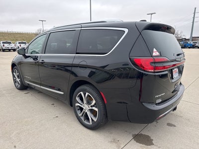 2026 Chrysler Pacifica Pinnacle
