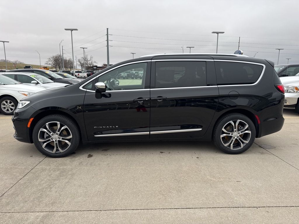2026 Chrysler Pacifica Pinnacle