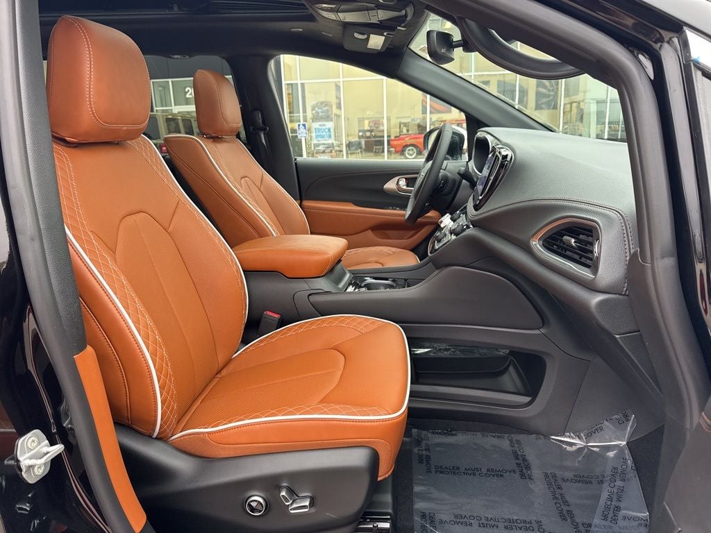 2026 Chrysler Pacifica Pinnacle