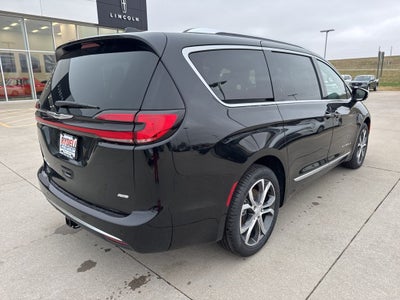 2026 Chrysler Pacifica Pinnacle