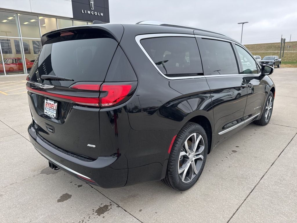 2026 Chrysler Pacifica Pinnacle