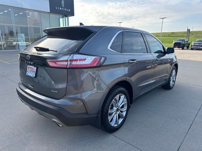 2023 Ford Edge Titanium
