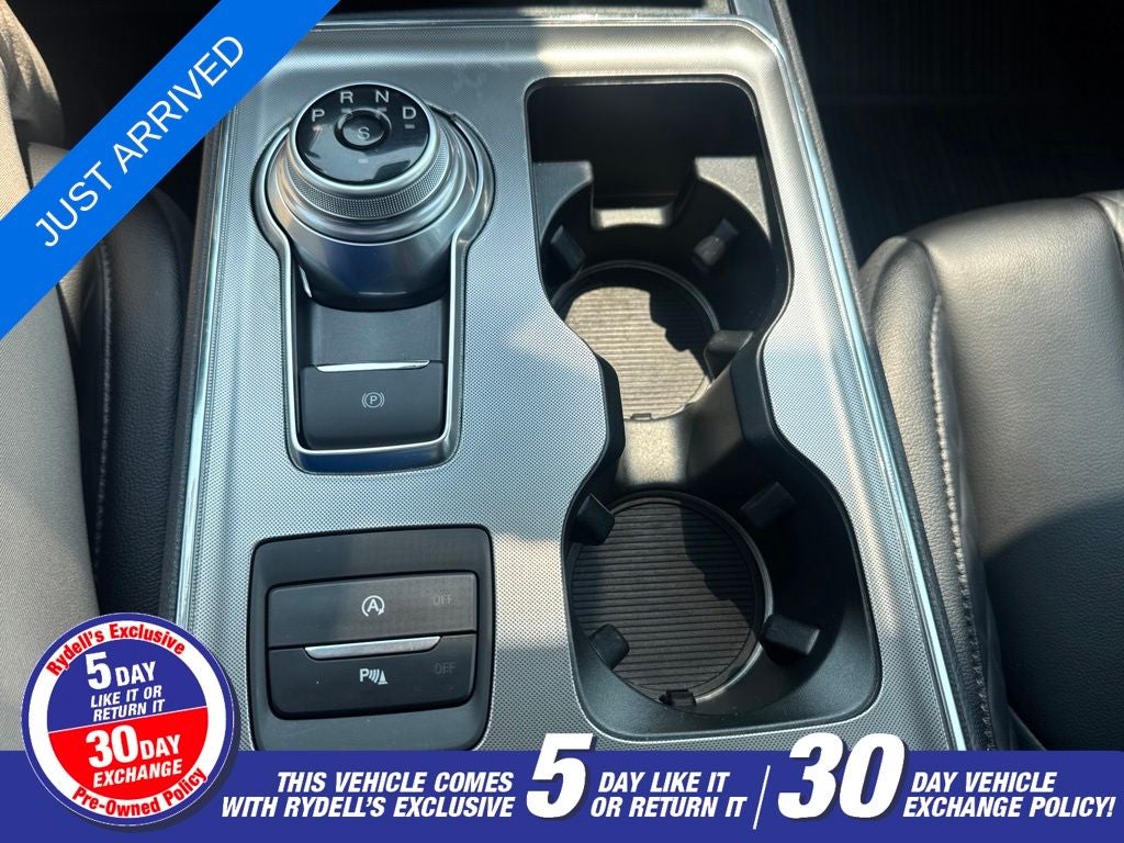 2024 Ford Edge Titanium
