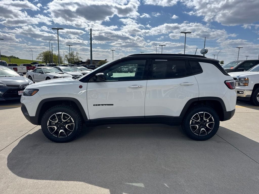 2025 Jeep Compass Trailhawk