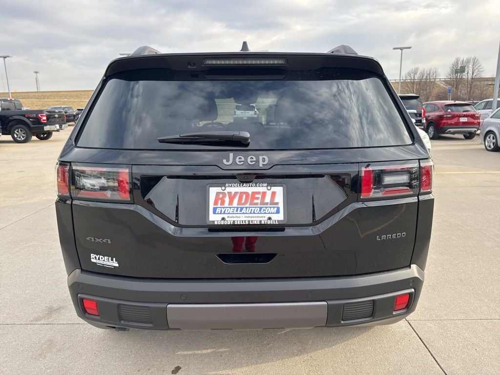 2026 Jeep Cherokee Laredo