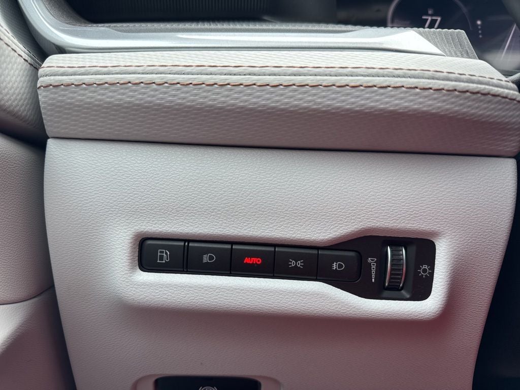 2026 Jeep Cherokee Overland