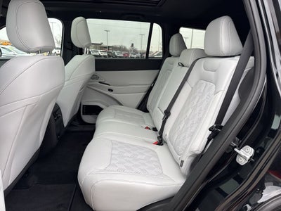 2026 Jeep Cherokee Overland