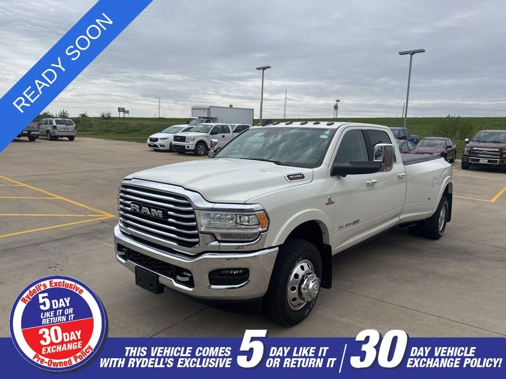 2019 RAM 3500 Longhorn 4X4 Crew Cab LWB's photo