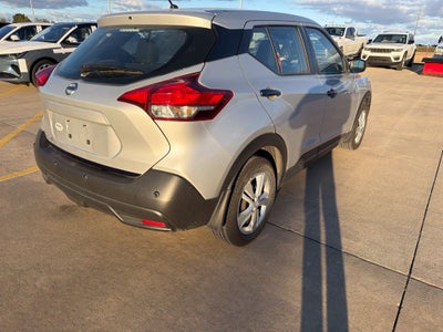 2020 Nissan Kicks S
