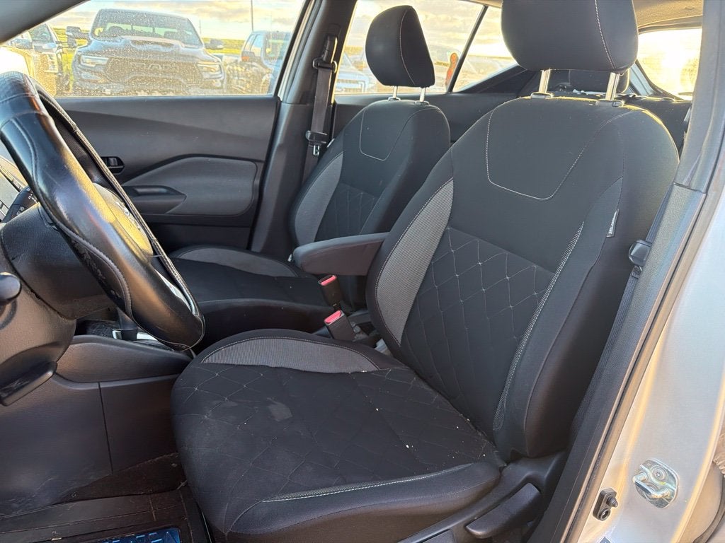 2020 Nissan Kicks S