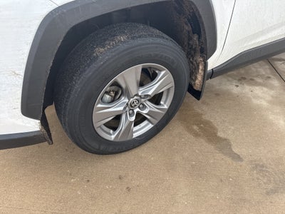 2022 Toyota RAV4 Hybrid XLE