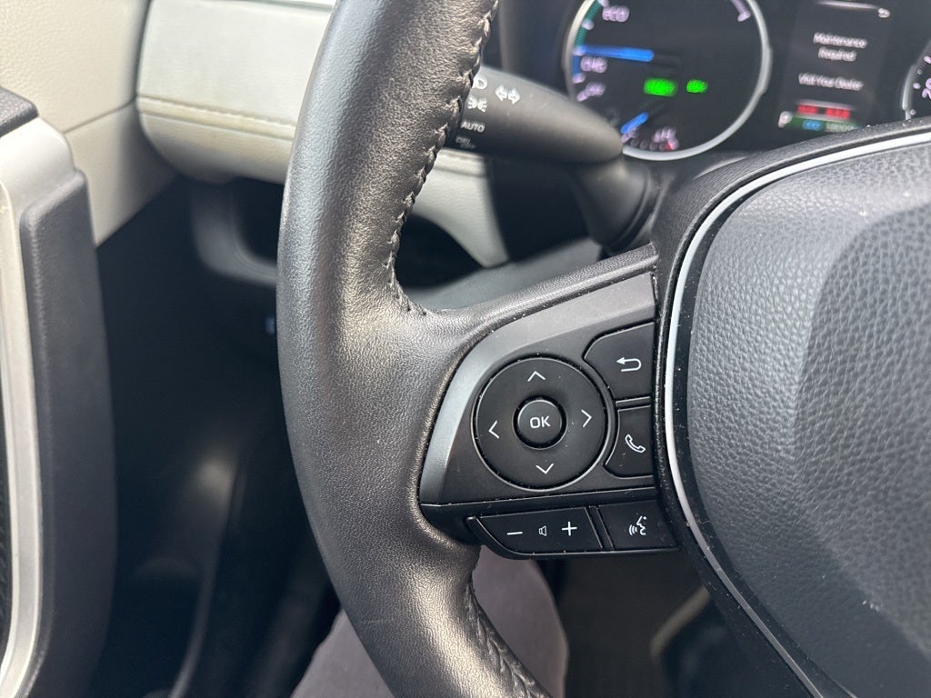 2022 Toyota RAV4 Hybrid XLE