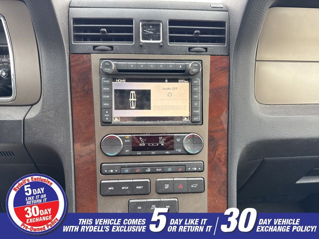 2012 Lincoln Navigator Base