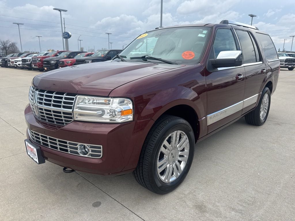 2012 Lincoln Navigator Base