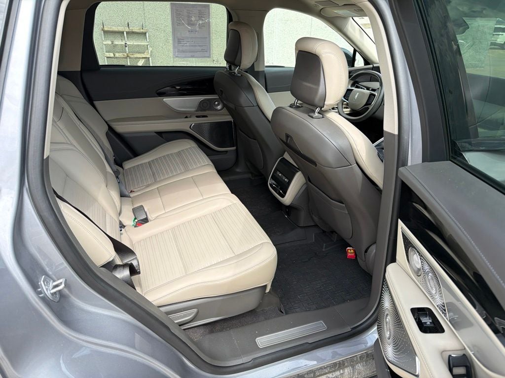 2025 Lincoln Nautilus Reserve