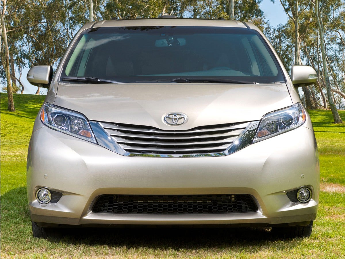 2017 Toyota Sienna Limited V6 AWD 7-Passenger's photo