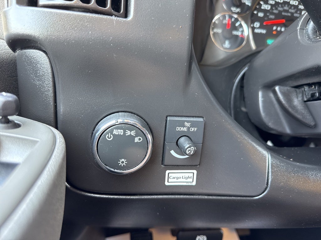 2021 GMC Savana 3500 Work Van