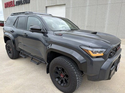2025 Toyota 4Runner i-FORCE MAX Hybrid TRD Pro